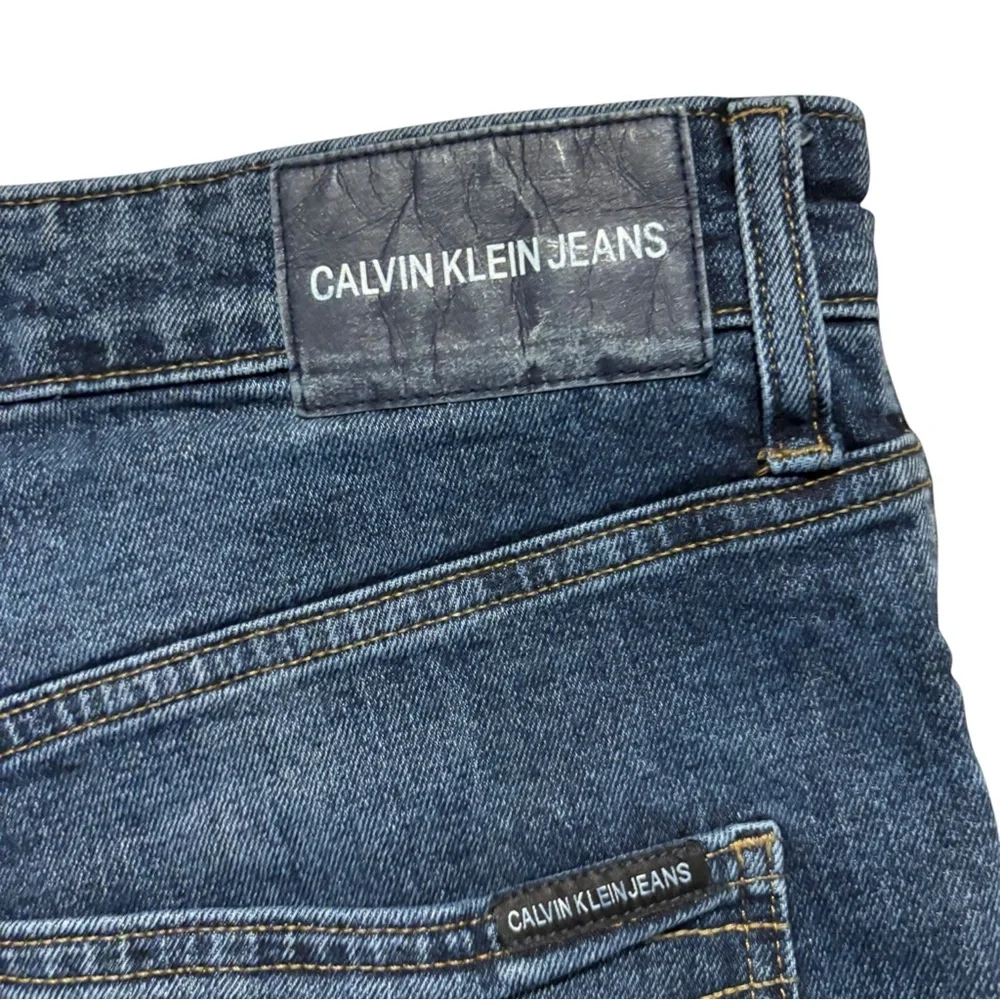 Calvin Klein Signature Jeans Blue Denim Relaxed  90’s Style Shorts 36 - Picture 2 of 6
